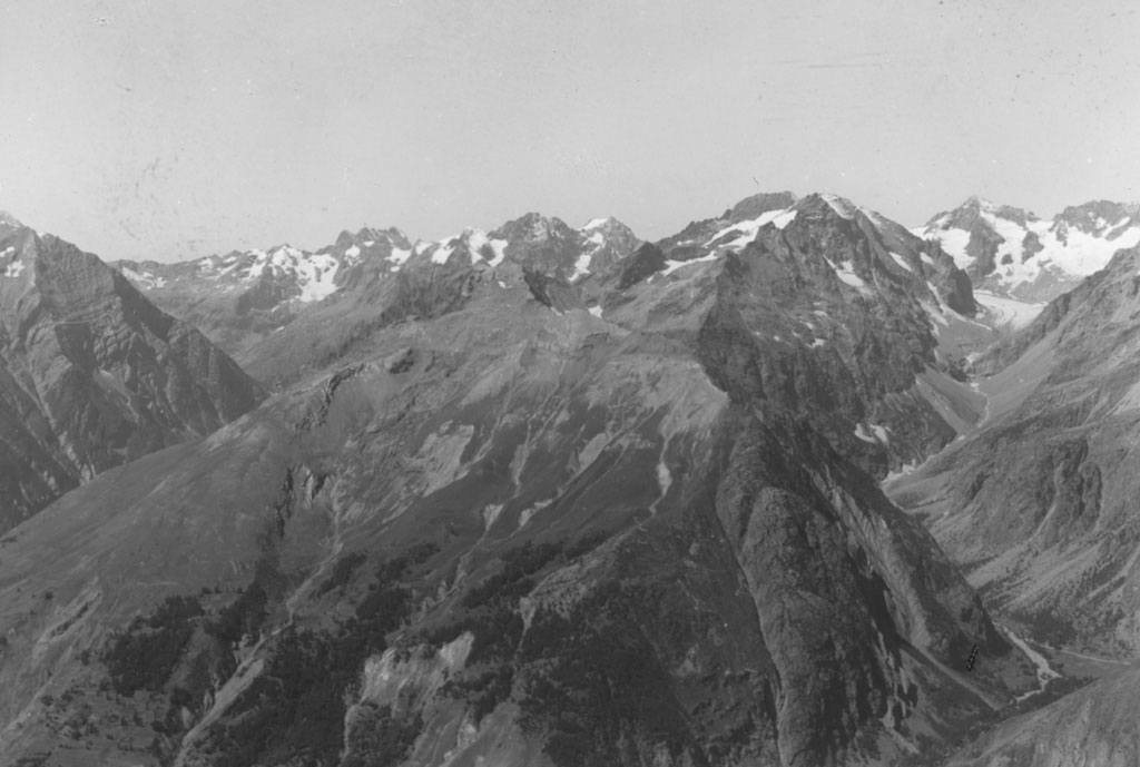 Blick von der Cime de la Condamine auf die Ostseite der Pelvouxgruppe