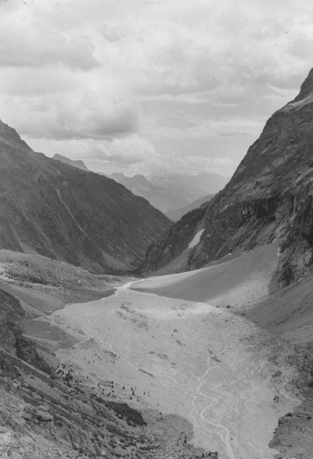 Blick nach Osten auf den Sander vor dem glacier noir, Pelvouxgruppe